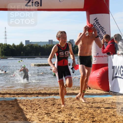 07.09.2025 - 19. Norderstedt Triathlon Luisa Fischer http://msf.ph/oto/8745702 07.09.2025 10:24:36 Schwimmen 83, 104, 123, 124, 132, 674, 683 meine-sportfotos.de