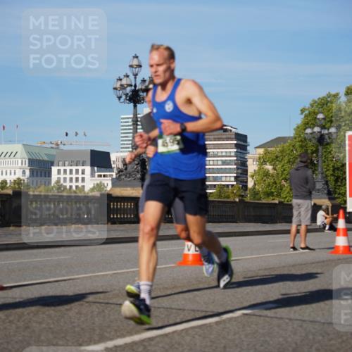 07.09.2025 - BARMER Alsterlauf Yannick Fuchs http://msf.ph/oto/8745707 07.09.2025 09:31:15 Laufen 4599 meine-sportfotos.de