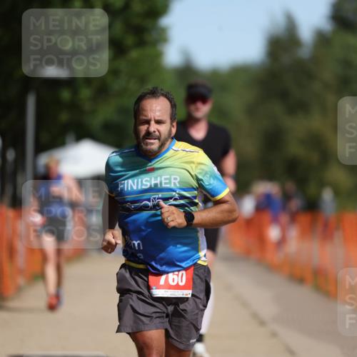 07.09.2025 - 19. Norderstedt Triathlon Michael Strokosch http://msf.ph/oto/8745720 07.09.2025 11:59:12 Laufen 229, 281, 760 meine-sportfotos.de