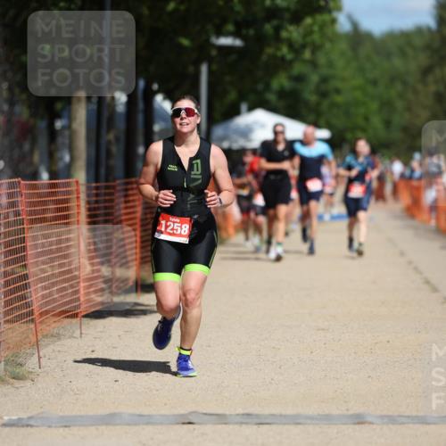 07.09.2025 - 19. Norderstedt Triathlon Michael Strokosch http://msf.ph/oto/8745826 07.09.2025 12:36:03 Laufen 1242, 1258 meine-sportfotos.de