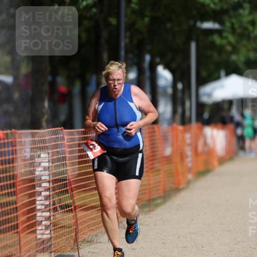 07.09.2025 - 19. Norderstedt Triathlon Michael Strokosch http://msf.ph/oto/8745854 07.09.2025 11:59:17 Laufen 229, 281, 760 meine-sportfotos.de