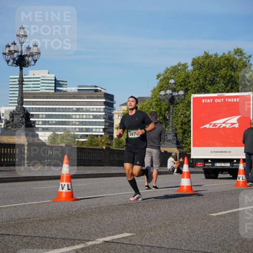 07.09.2025 - BARMER Alsterlauf Yannick Fuchs http://msf.ph/oto/8745889 07.09.2025 09:31:27 Laufen 597, 4585, 458, 1 meine-sportfotos.de
