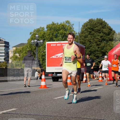 07.09.2025 - BARMER Alsterlauf Yannick Fuchs http://msf.ph/oto/8745902 07.09.2025 09:31:27 Laufen 5979, 4585, 5458, 554, 6197 meine-sportfotos.de