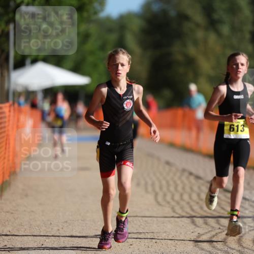 07.09.2025 - 19. Norderstedt Triathlon Michael Strokosch http://msf.ph/oto/8745906 07.09.2025 09:44:01 Laufen 563, 586, 587, 613 meine-sportfotos.de