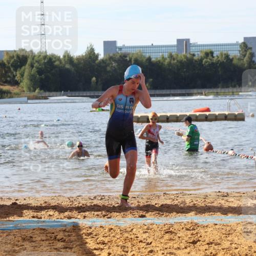 07.09.2025 - 19. Norderstedt Triathlon Luisa Fischer http://msf.ph/oto/8745932 07.09.2025 10:25:00 Schwimmen 61, 62, 73, 80, 91, 100, 111, 120, 126, 130 meine-sportfotos.de
