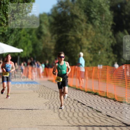 07.09.2025 - 19. Norderstedt Triathlon Michael Strokosch http://msf.ph/oto/8745949 07.09.2025 09:44:03 Laufen 563, 586, 587, 613 meine-sportfotos.de