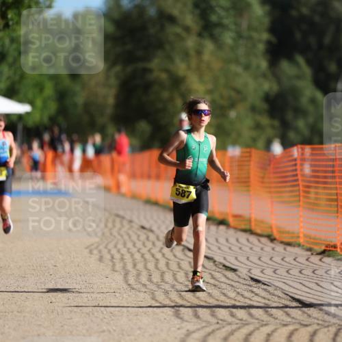 07.09.2025 - 19. Norderstedt Triathlon Michael Strokosch http://msf.ph/oto/8746005 07.09.2025 09:44:05 Laufen 563, 586, 587, 613 meine-sportfotos.de