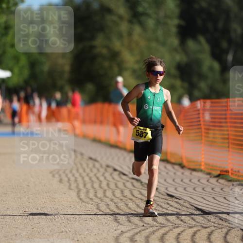 07.09.2025 - 19. Norderstedt Triathlon Michael Strokosch http://msf.ph/oto/8746027 07.09.2025 09:44:06 Laufen 586, 587, 613 meine-sportfotos.de