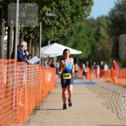 07.09.2025 - 19. Norderstedt Triathlon Michael Strokosch http://msf.ph/oto/8746032 07.09.2025 09:44:07 Laufen 586, 587, 588, 613 meine-sportfotos.de