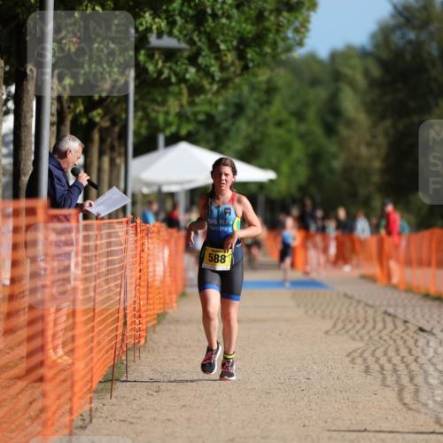 07.09.2025 - 19. Norderstedt Triathlon Michael Strokosch http://msf.ph/oto/8746040 07.09.2025 09:44:07 Laufen 586, 587, 588, 613 meine-sportfotos.de