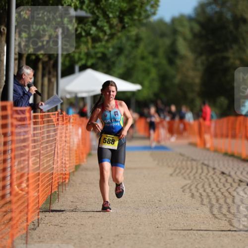 07.09.2025 - 19. Norderstedt Triathlon Michael Strokosch http://msf.ph/oto/8746058 07.09.2025 09:44:08 Laufen 587, 588 meine-sportfotos.de