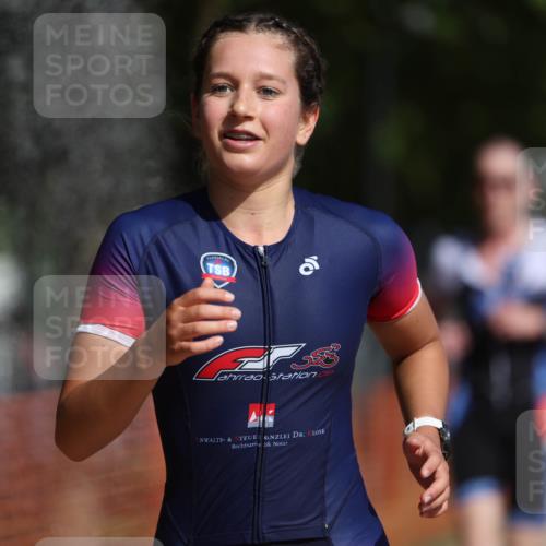 07.09.2025 - 19. Norderstedt Triathlon Michael Strokosch http://msf.ph/oto/8746067 07.09.2025 11:59:37 Laufen 296, 1177, 1383 meine-sportfotos.de