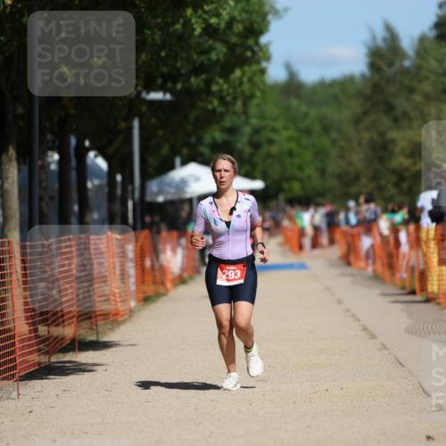 07.09.2025 - 19. Norderstedt Triathlon Michael Strokosch http://msf.ph/oto/8746080 07.09.2025 12:36:22 Laufen 190, 293, 1161, 1267 meine-sportfotos.de