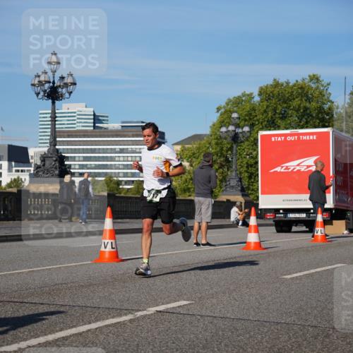 07.09.2025 - BARMER Alsterlauf Yannick Fuchs http://msf.ph/oto/8746093 07.09.2025 09:31:32 Laufen 5189, 476 meine-sportfotos.de