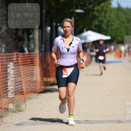 07.09.2025 - 19. Norderstedt Triathlon Michael Strokosch http://msf.ph/oto/8746123 07.09.2025 12:36:24 Laufen 227, 293, 1161 meine-sportfotos.de