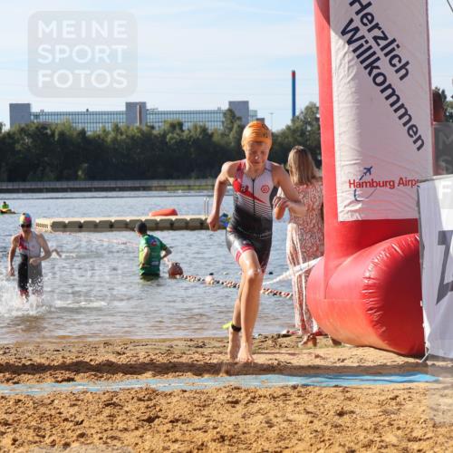 07.09.2025 - 19. Norderstedt Triathlon Luisa Fischer http://msf.ph/oto/8746150 07.09.2025 10:25:04 Schwimmen 61, 62, 77, 80, 91, 100, 111, 126, 130 meine-sportfotos.de