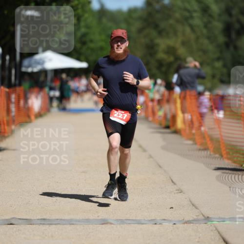 07.09.2025 - 19. Norderstedt Triathlon Michael Strokosch http://msf.ph/oto/8746196 07.09.2025 12:36:30 Laufen 227 meine-sportfotos.de