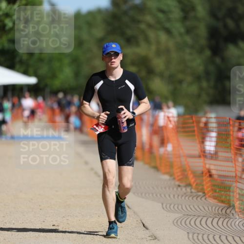 07.09.2025 - 19. Norderstedt Triathlon Michael Strokosch http://msf.ph/oto/8746229 07.09.2025 11:59:52 Laufen 306 meine-sportfotos.de
