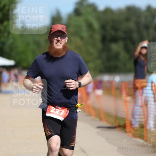 07.09.2025 - 19. Norderstedt Triathlon Michael Strokosch http://msf.ph/oto/8746237 07.09.2025 12:36:31 Laufen 227 meine-sportfotos.de