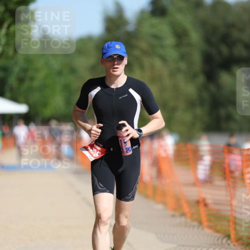 07.09.2025 - 19. Norderstedt Triathlon Michael Strokosch http://msf.ph/oto/8746269 07.09.2025 11:59:53 Laufen 306 meine-sportfotos.de