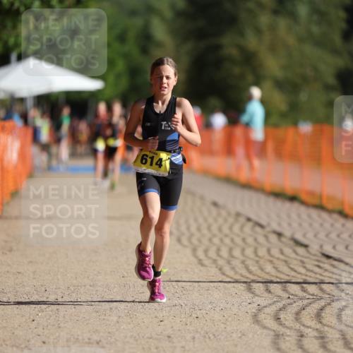 07.09.2025 - 19. Norderstedt Triathlon Michael Strokosch http://msf.ph/oto/8746283 07.09.2025 09:44:27 Laufen 566, 614, 629 meine-sportfotos.de