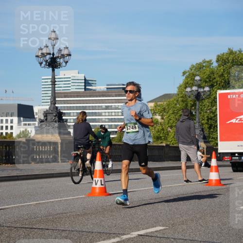 07.09.2025 - BARMER Alsterlauf Yannick Fuchs http://msf.ph/oto/8746392 07.09.2025 09:31:48 Laufen 5749, 1 meine-sportfotos.de