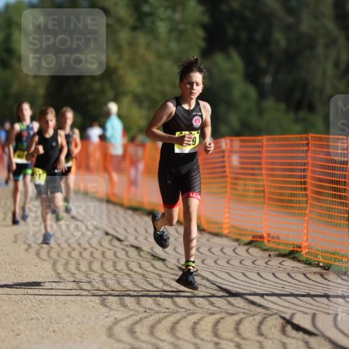 07.09.2025 - 19. Norderstedt Triathlon Michael Strokosch http://msf.ph/oto/8746399 07.09.2025 09:44:31 Laufen 566, 601, 614, 629 meine-sportfotos.de