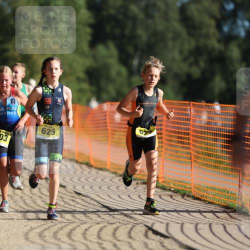 07.09.2025 - 19. Norderstedt Triathlon Michael Strokosch http://msf.ph/oto/8746524 07.09.2025 09:44:37 Laufen 559, 601, 603, 623, 625, 629 meine-sportfotos.de
