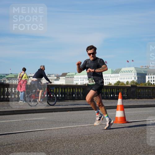 07.09.2025 - BARMER Alsterlauf Yannick Fuchs http://msf.ph/oto/8746544 07.09.2025 09:31:59 Laufen 1111, 8218 meine-sportfotos.de