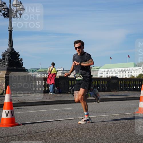 07.09.2025 - BARMER Alsterlauf Yannick Fuchs http://msf.ph/oto/8746558 07.09.2025 09:31:59 Laufen 8218 meine-sportfotos.de