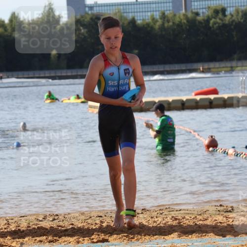 07.09.2025 - 19. Norderstedt Triathlon Luisa Fischer http://msf.ph/oto/8746691 07.09.2025 10:26:46 Schwimmen 78, 98 meine-sportfotos.de