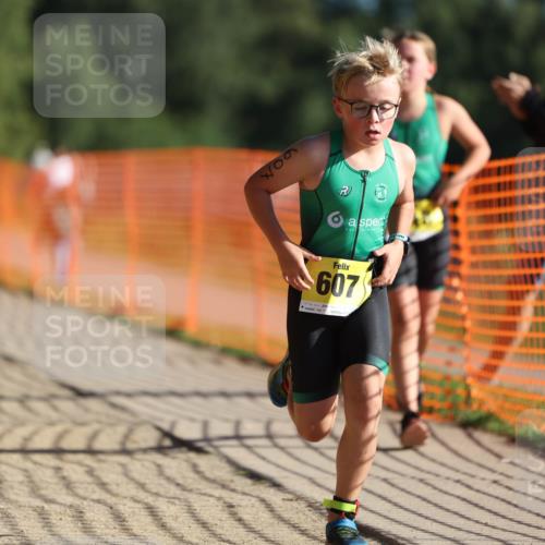 07.09.2025 - 19. Norderstedt Triathlon Michael Strokosch http://msf.ph/oto/8746696 07.09.2025 09:44:45 Laufen 559, 598, 603, 607, 618 meine-sportfotos.de