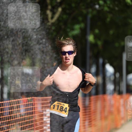 07.09.2025 - 19. Norderstedt Triathlon Michael Strokosch http://msf.ph/oto/8746717 07.09.2025 12:00:29 Laufen 714, 749, 1184 meine-sportfotos.de