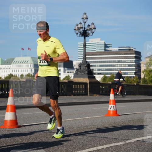 07.09.2025 - BARMER Alsterlauf Yannick Fuchs http://msf.ph/oto/8746733 07.09.2025 09:32:03 Laufen 312 meine-sportfotos.de