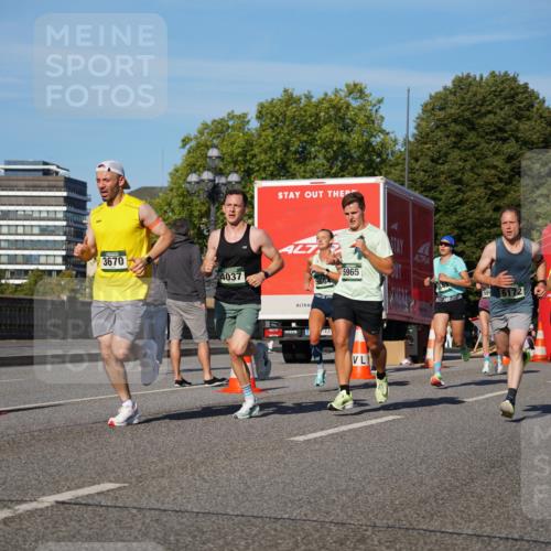 07.09.2025 - BARMER Alsterlauf Yannick Fuchs http://msf.ph/oto/8746778 07.09.2025 09:32:05 Laufen 3670, 4037, 5964, 5965, 599, 6172, 4526 meine-sportfotos.de