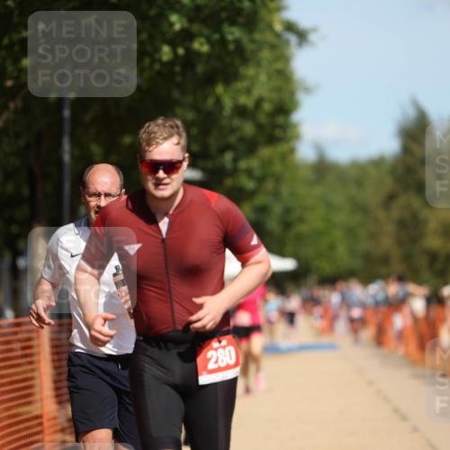 07.09.2025 - 19. Norderstedt Triathlon Michael Strokosch http://msf.ph/oto/8746792 07.09.2025 12:37:14 Laufen 280, 719, 738, 861, 1339 meine-sportfotos.de