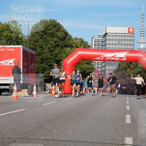 07.09.2025 - BARMER Alsterlauf Yannick Fuchs http://msf.ph/oto/8746968 07.09.2025 09:32:14 Laufen 1, 5790 meine-sportfotos.de