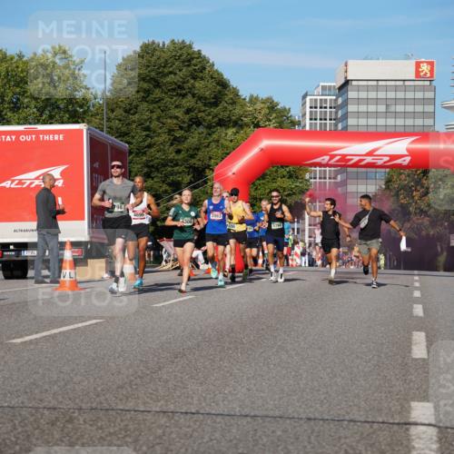 07.09.2025 - BARMER Alsterlauf Yannick Fuchs http://msf.ph/oto/8747054 07.09.2025 09:32:15 Laufen 798, 4695, 2083, 308, 5790 meine-sportfotos.de