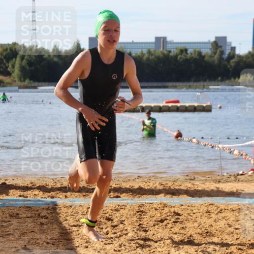 07.09.2025 - 19. Norderstedt Triathlon Luisa Fischer http://msf.ph/oto/8747055 07.09.2025 10:28:08 Schwimmen 116 meine-sportfotos.de