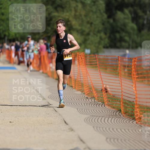 07.09.2025 - 19. Norderstedt Triathlon Michael Strokosch http://msf.ph/oto/8747105 07.09.2025 12:00:57 Laufen 284, 1152 meine-sportfotos.de