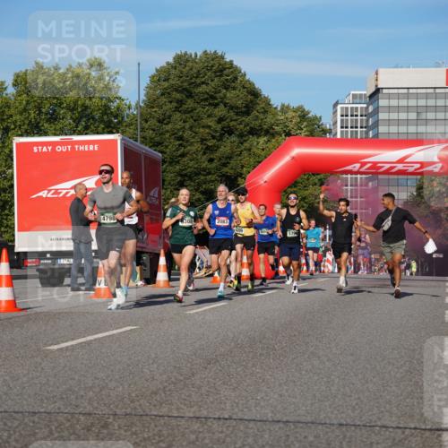07.09.2025 - BARMER Alsterlauf Yannick Fuchs http://msf.ph/oto/8747107 07.09.2025 09:32:16 Laufen 4798, 6308, 2083, 6209, 5080, 579, 5790 meine-sportfotos.de