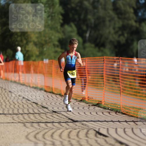 07.09.2025 - 19. Norderstedt Triathlon Michael Strokosch http://msf.ph/oto/8747128 07.09.2025 09:45:13 Laufen 567, 592 meine-sportfotos.de