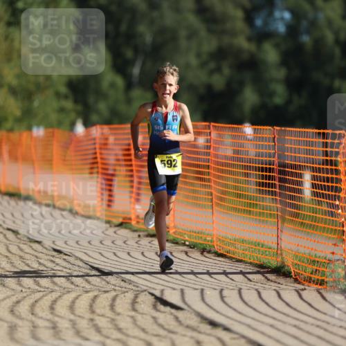 07.09.2025 - 19. Norderstedt Triathlon Michael Strokosch http://msf.ph/oto/8747142 07.09.2025 09:45:13 Laufen 567, 592 meine-sportfotos.de