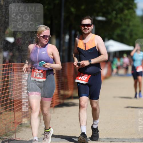 07.09.2025 - 19. Norderstedt Triathlon Michael Strokosch http://msf.ph/oto/8747146 07.09.2025 12:37:37 Laufen 162, 163, 192, 699, 761 meine-sportfotos.de