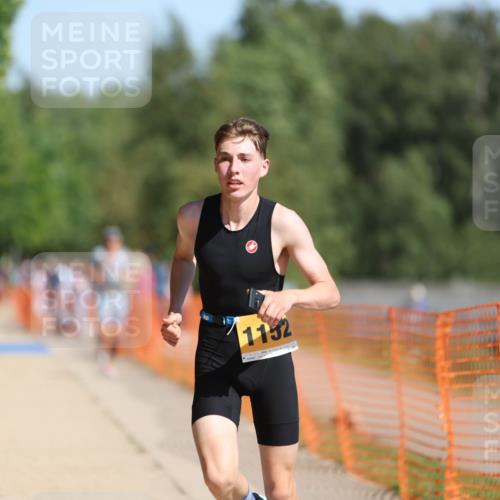 07.09.2025 - 19. Norderstedt Triathlon Michael Strokosch http://msf.ph/oto/8747201 07.09.2025 12:00:59 Laufen 1152 meine-sportfotos.de