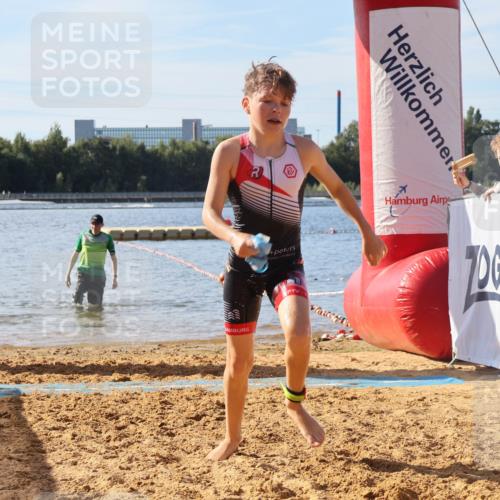 07.09.2025 - 19. Norderstedt Triathlon Luisa Fischer http://msf.ph/oto/8747289 07.09.2025 10:30:30 Schwimmen 69 meine-sportfotos.de