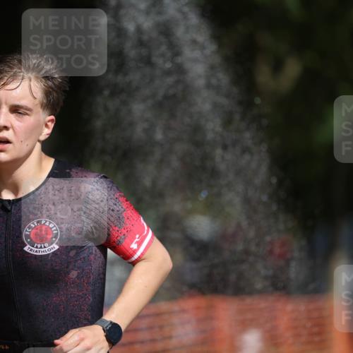 07.09.2025 - 19. Norderstedt Triathlon Michael Strokosch http://msf.ph/oto/8747420 07.09.2025 12:01:09 Laufen 787, 796, 1156 meine-sportfotos.de