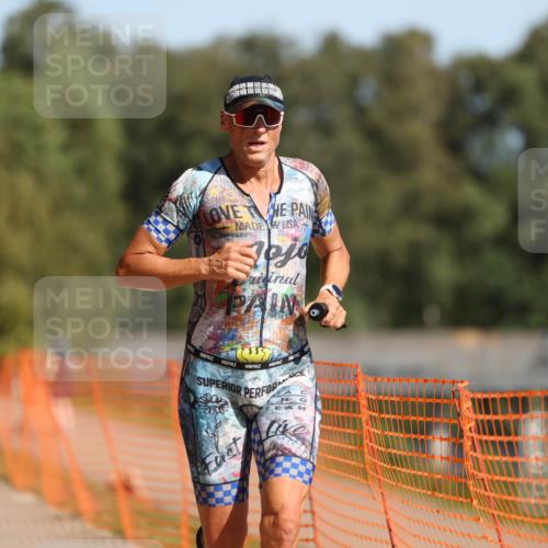 07.09.2025 - 19. Norderstedt Triathlon Michael Strokosch http://msf.ph/oto/8747443 07.09.2025 12:01:10 Laufen 787, 796, 1156 meine-sportfotos.de