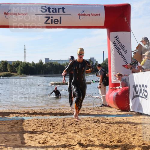 07.09.2025 - 19. Norderstedt Triathlon Luisa Fischer http://msf.ph/oto/8747454 07.09.2025 10:49:03 Schwimmen 1163, 1165, 1168, 1185, 1191 meine-sportfotos.de