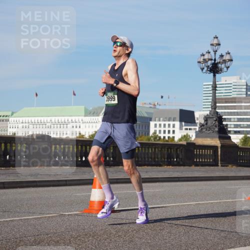 07.09.2025 - BARMER Alsterlauf Yannick Fuchs http://msf.ph/oto/8747459 07.09.2025 09:32:29 Laufen 3999 meine-sportfotos.de